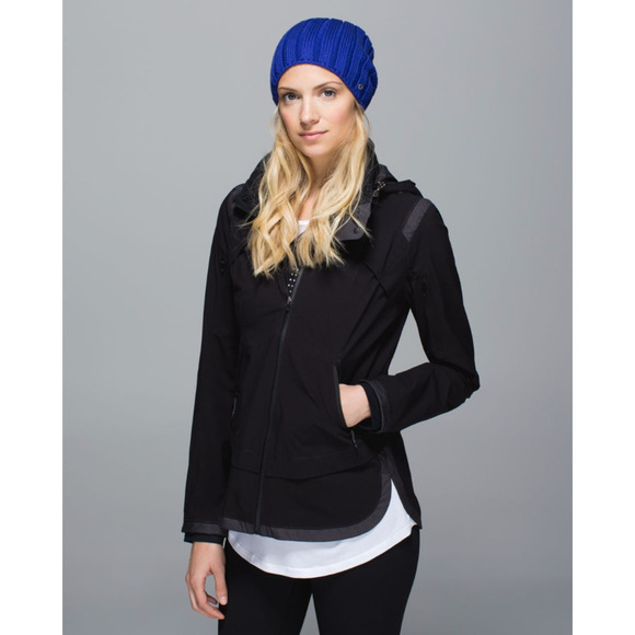 RARE Lululemon Merino Wool Hat Beanie Purple Blue NWOT - Picture 10 of 11